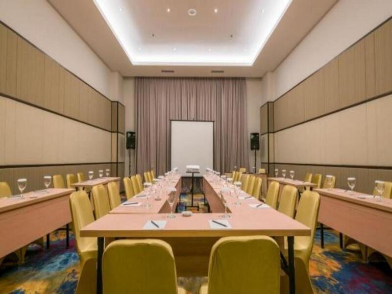 Luminor Hotel Pecenongan Jakarta By Wh Exterior photo