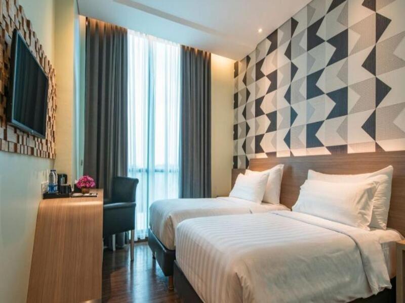 Luminor Hotel Pecenongan Jakarta By Wh Exterior photo